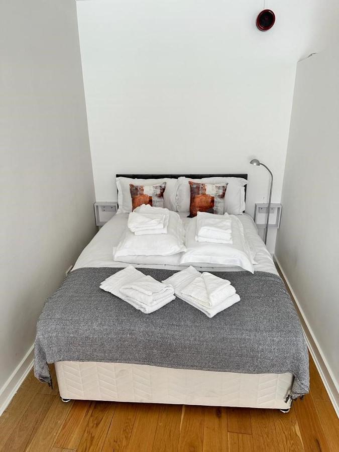 2B Soho Studios By Indigo Flats Sleeps 4 London Ngoại thất bức ảnh